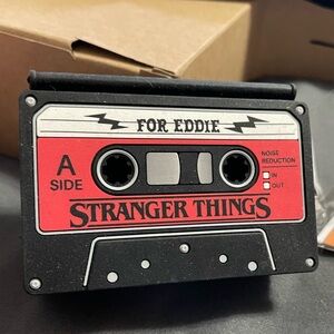 STRANGER THINGS POCKETBAC HOLDER